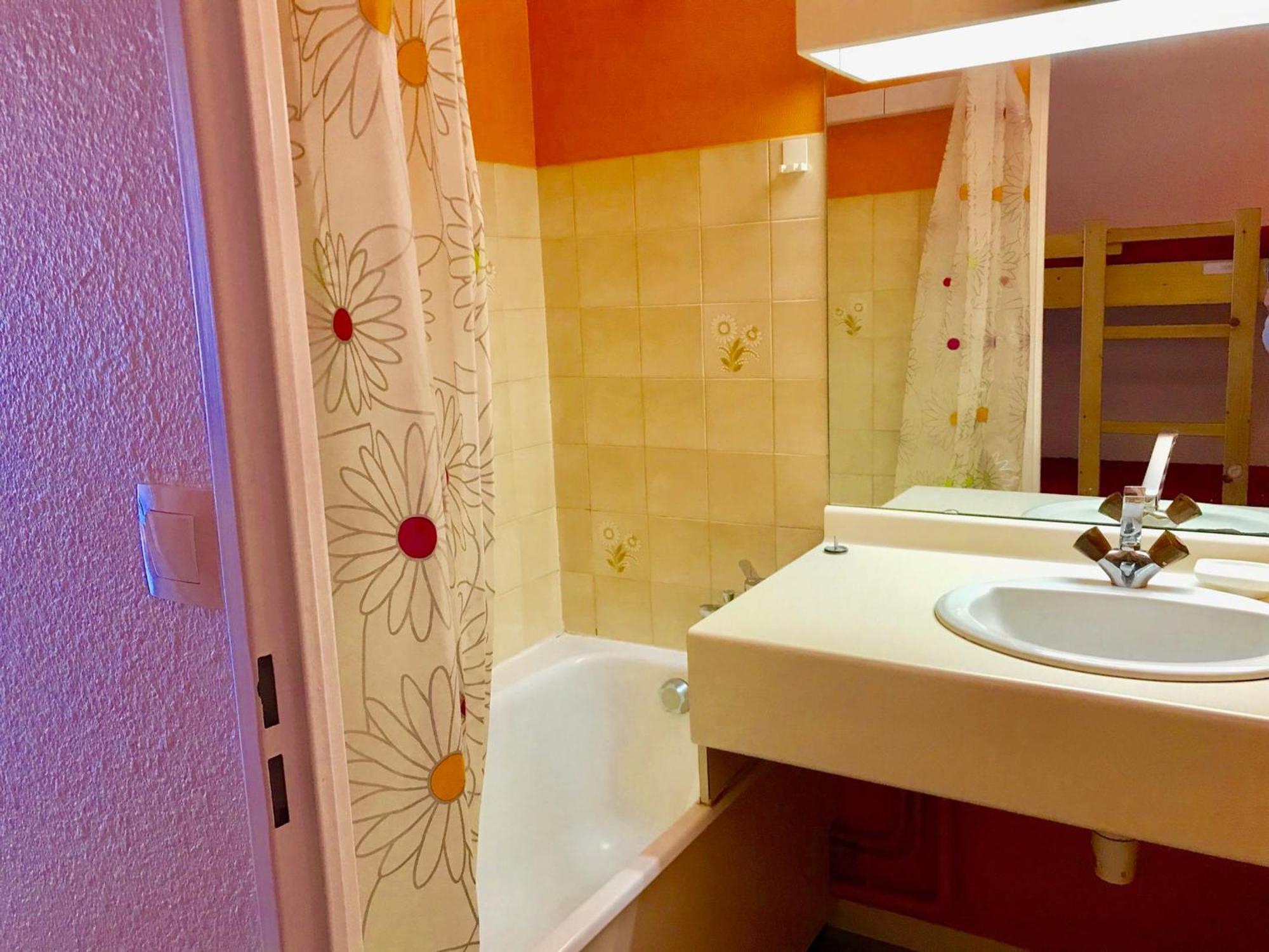 Studio Cabine Avec Balcon Proche Centre Et Pistes, Parking Et Navette Gratuite - Fr-1-515-98 Villard-de-Lans Bagian luar foto