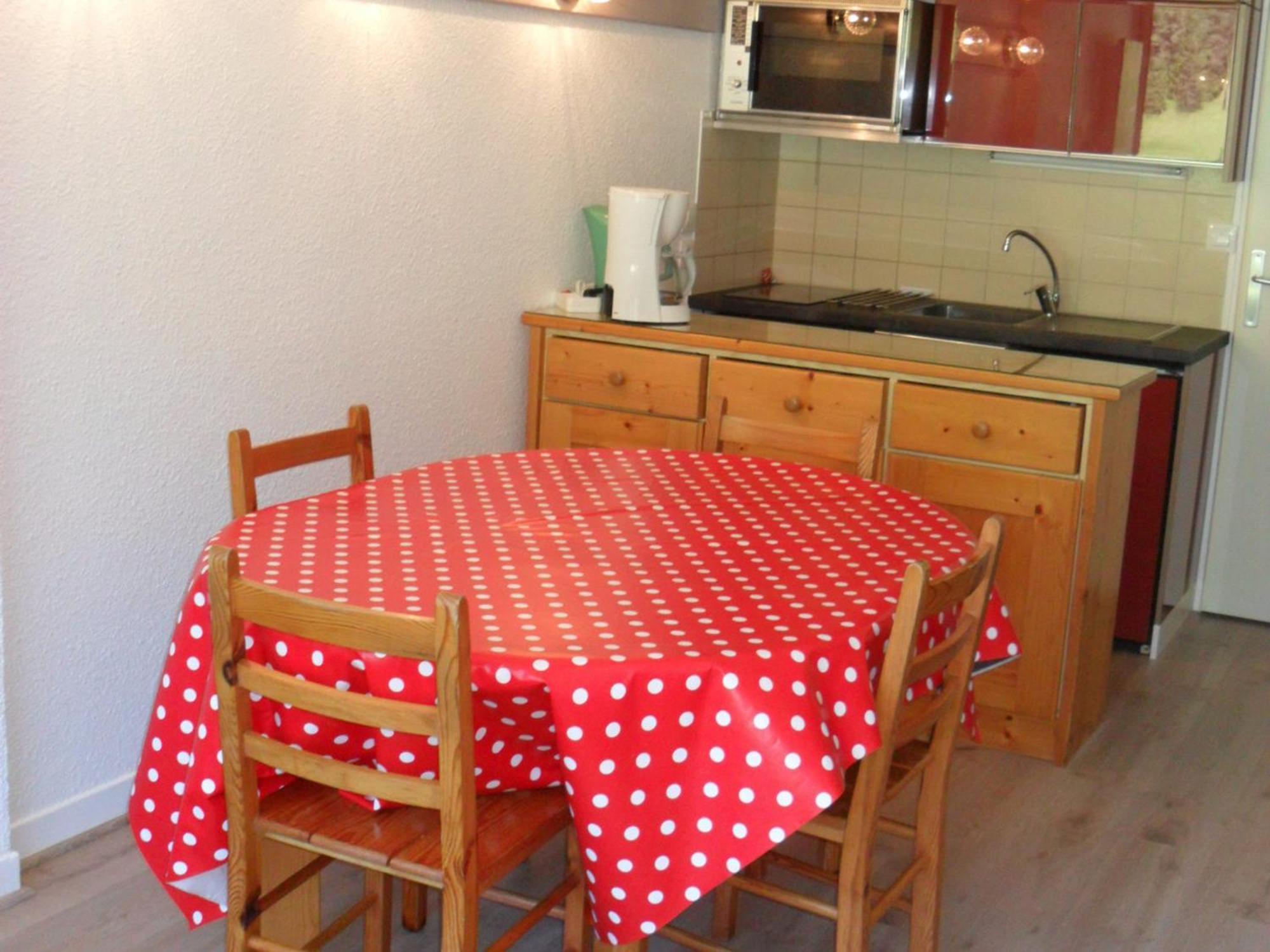 Studio Cabine Avec Balcon Proche Centre Et Pistes, Parking Et Navette Gratuite - Fr-1-515-98 Villard-de-Lans Bagian luar foto